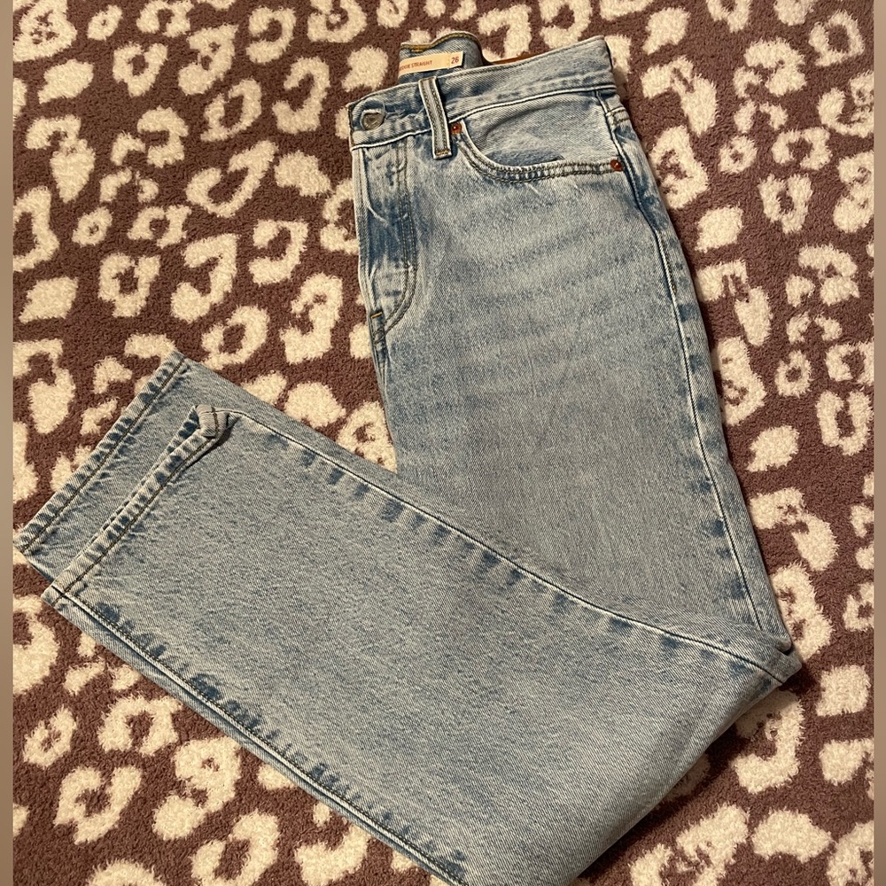 LEVI’s jeans